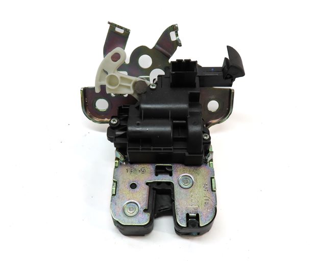 Thumbnail 5: 2015 AUDI A3 (8V) REAR TRUNK HATCH LID LOCK LATCH ACTUATOR ASSEMBLY