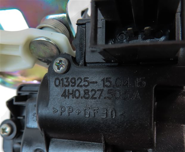 Thumbnail 8: 2015 AUDI A3 (8V) REAR TRUNK HATCH LID LOCK LATCH ACTUATOR ASSEMBLY