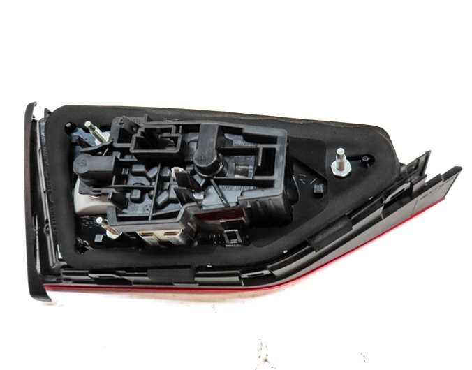 Thumbnail 6: 2015-2016 AUDI A3 S3 (8V) SEDAN CONVERTIBLE RIGHT INNER LED TAILLIGHT LIGHT LAMP