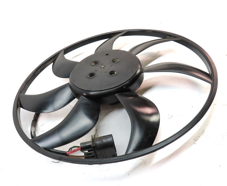 Thumbnail 3: 2015-2016 AUDI A3 (8V) 2.0L TURBO ENGINE RADIATOR COOLING FAN BLADE w/ CLUTCH 