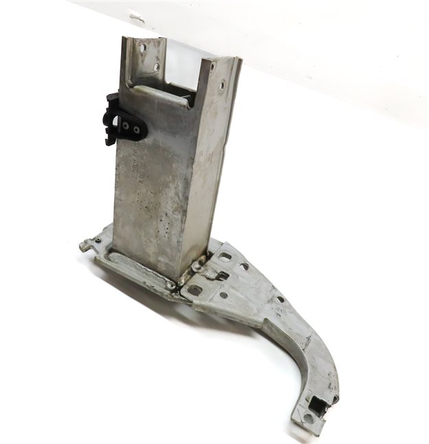 2012-2018 AUDI A6 A7 S6 S7 RS7 (C7 4G8) FRONT LEFT DRIVER BUMPER MOUNT BRACKET