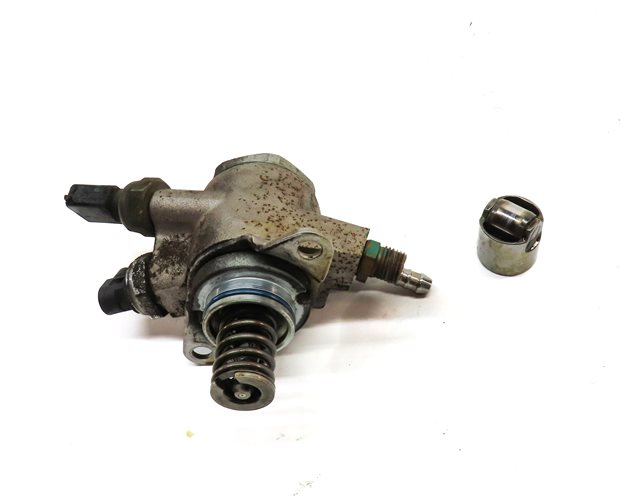 Thumbnail 2: 12-17 AUDI A6 A7 A8 Q5 Q7 S4 S5 (B8 8K 8T C7 4L) 3.0L HIGH PRESSURE FUEL PUMP