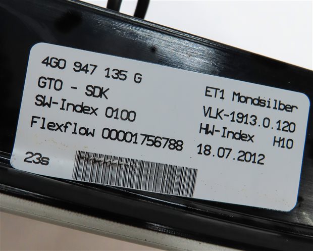 Thumbnail 9: 2013 AUDI A6 (C7 4G) FRONT INTERIOR OVERHEAD DOME LIGHT LAMP w/ SWITCHES (Gray)