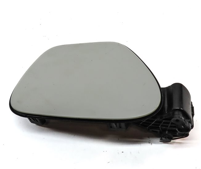 Thumbnail 6: 2017 BMW 330E (F30) HYBRID BATTERY CHARGING PORT DOOR LID COVER TRIM (White)