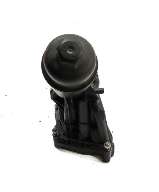 Thumbnail 3: 2017 BMW 330E HYBRID (F30) 2.0L B48 ENGINE OIL FILTER HOUSING & COOLER