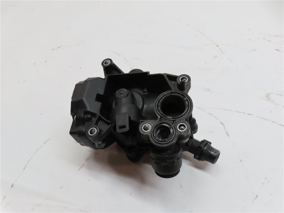 Thumbnail 6: 2017 BMW 330E HYBRID (F30) 2.0L B48 ENGINE COOLANT WATER PIPE THERMOSTAT HOUSING