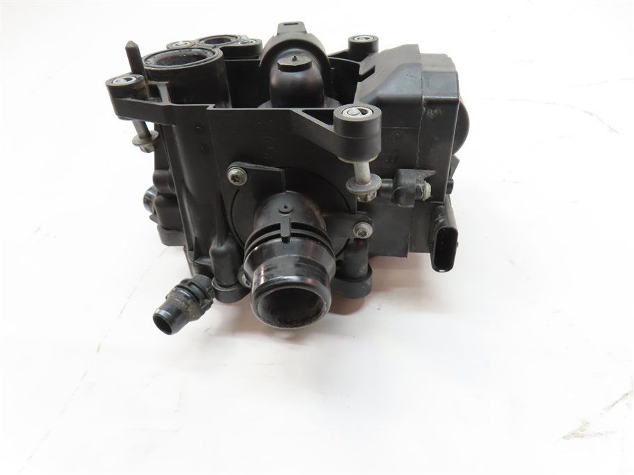 Thumbnail 8: 2017 BMW 330E HYBRID (F30) 2.0L B48 ENGINE COOLANT WATER PIPE THERMOSTAT HOUSING