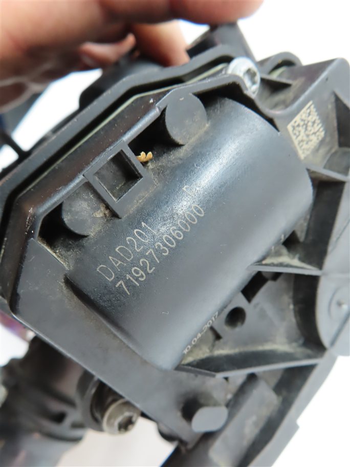 Thumbnail 9: 2017 BMW 330E HYBRID (F30) 2.0L B48 ENGINE COOLANT WATER PIPE THERMOSTAT HOUSING