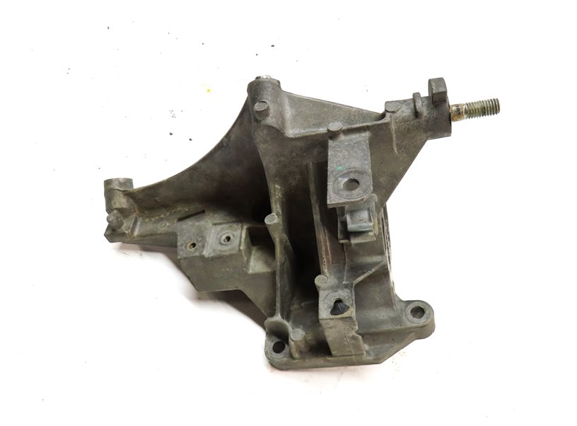 Thumbnail 5: 2017 BMW 330E HYBRID (F30) 2.0L B48 ENGINE WATER PUMP HOUSING ACCESSORY BRACKET