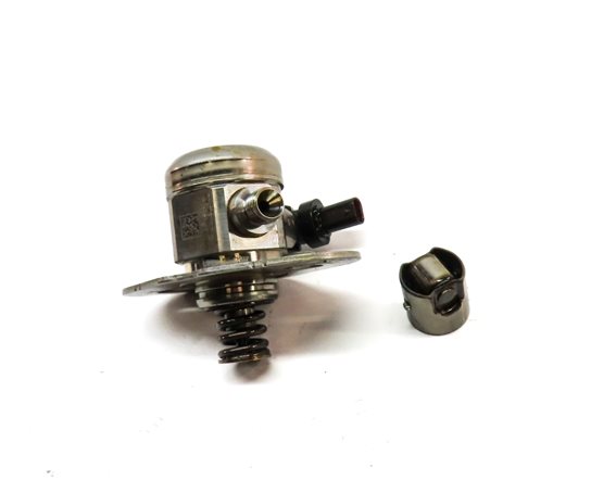 Thumbnail 2: 17-21 BMW 2 3 4 5 6 7 X3 X4 (F22 F30 F32 G01 G02 G11) HIGH PRESSURE FUEL PUMP