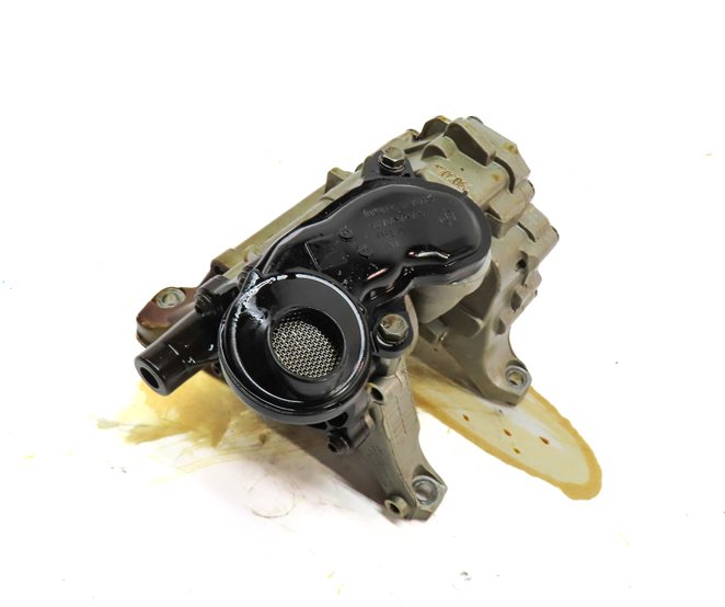 Thumbnail 2: 2017 BMW 330E HYBRID (F30) 2.0L B48B20A ENGINE SUMP OIL PUMP w/ PICKUP TUBE