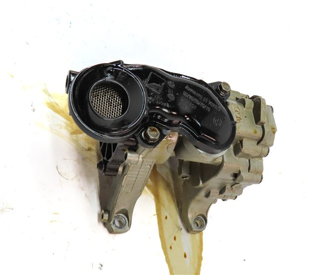 Thumbnail 4: 2017 BMW 330E HYBRID (F30) 2.0L B48B20A ENGINE SUMP OIL PUMP w/ PICKUP TUBE