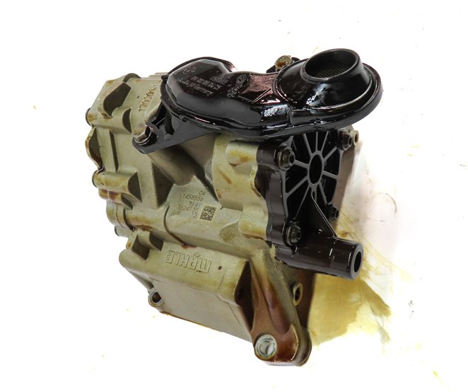 Thumbnail 5: 2017 BMW 330E HYBRID (F30) 2.0L B48B20A ENGINE SUMP OIL PUMP w/ PICKUP TUBE