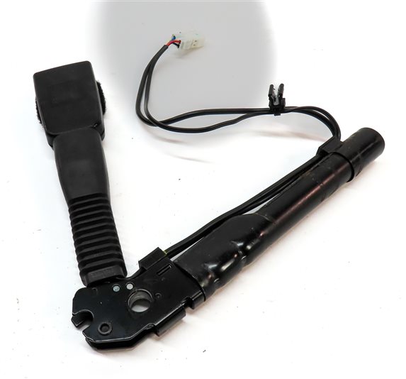 Thumbnail 6: 12-19 BMW 2 3 4 M3 (F22 F32 F33 F34 F36) FRONT RIGHT PASSENGER SEATBELT RECEIVER