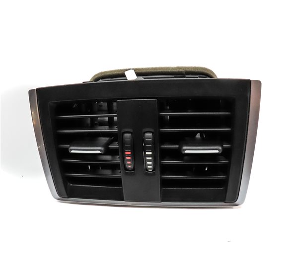 Thumbnail 2: 2017 BMW 330E (F30) REAR CENTER CONSOLE HEATER A/C AIR VENT