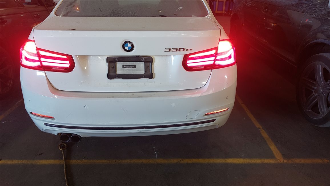 Thumbnail 2: 16-18 BMW 3-SERIES (F30) SEDAN REAR RIGHT OUTER LED TAILLIGHT BRAKE LIGHT LAMP