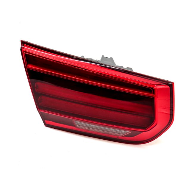 Thumbnail 3: 16-18 BMW 3-SERIES M3 (F30) SEDAN REAR LEFT INNER TRUNK LED TAILLIGHT LIGHT LAMP