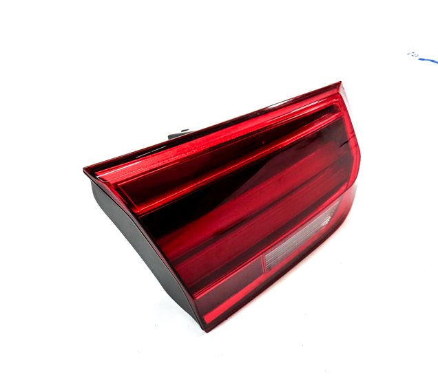 Thumbnail 4: 16-18 BMW 3-SERIES M3 (F30) SEDAN REAR LEFT INNER TRUNK LED TAILLIGHT LIGHT LAMP