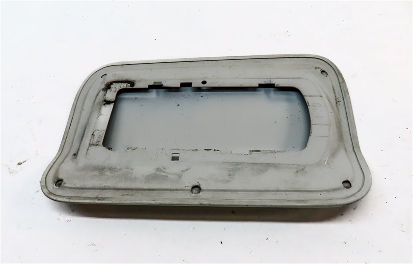 Thumbnail 4: 13-18 BMW 3-SERIES M3 (F30) SEDAN FUEL TANK DOOR LID COVER TRIM (White)