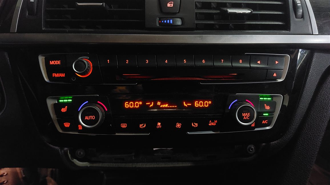 Thumbnail 2: 2017 BMW 330E (F30) FRONT HEATER A/C TEMPERATURE CLIMATE RADIO STEREO CONTROL