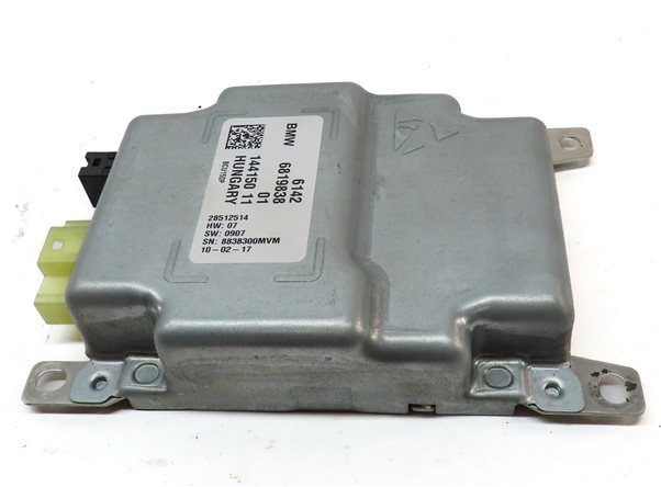 Thumbnail 3: 2017 BMW 330E (F30) HYBRID BATTERY INVERTER DRIVE MOTOR CHARGE CONTROL MODULE