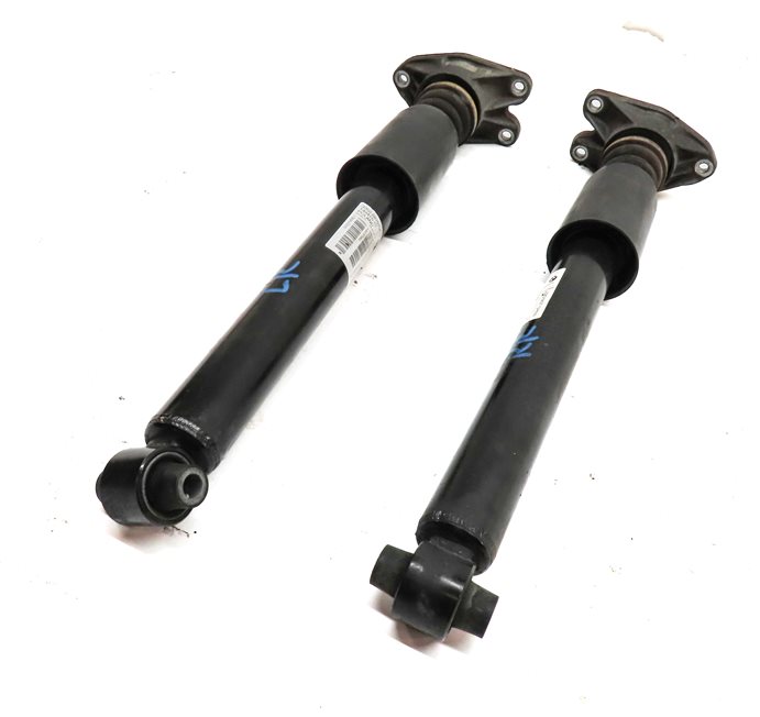 2017 BMW 330E HYBRID (F30) RWD REAR LEFT & RIGHT SUSPENSION SHOCK STRUT SET-2