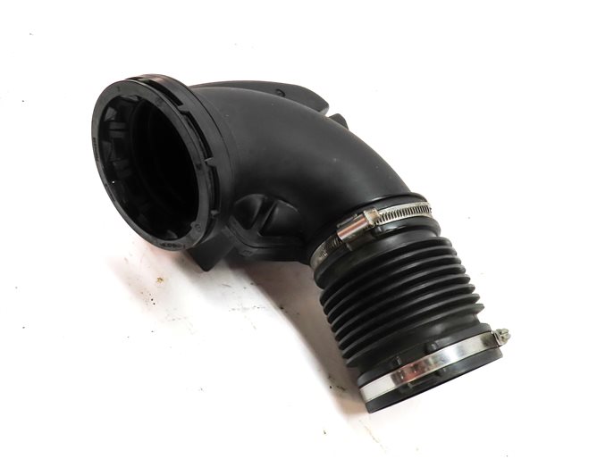 2017 BMW 330E HYBRID (F30) 2.0L B48 ENGINE AIR INTAKE DUCT ELBOW PIPE TUBE