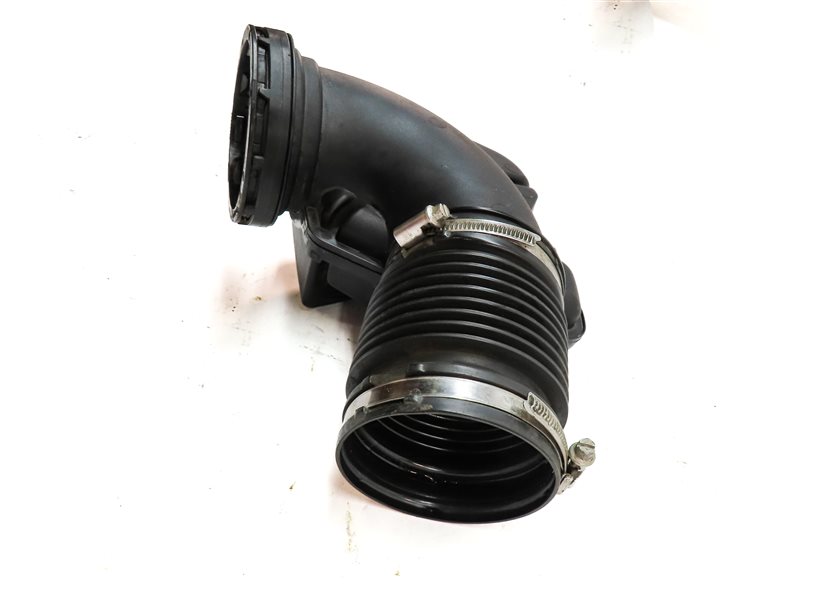 Thumbnail 3: 2017 BMW 330E HYBRID (F30) 2.0L B48 ENGINE AIR INTAKE DUCT ELBOW PIPE TUBE
