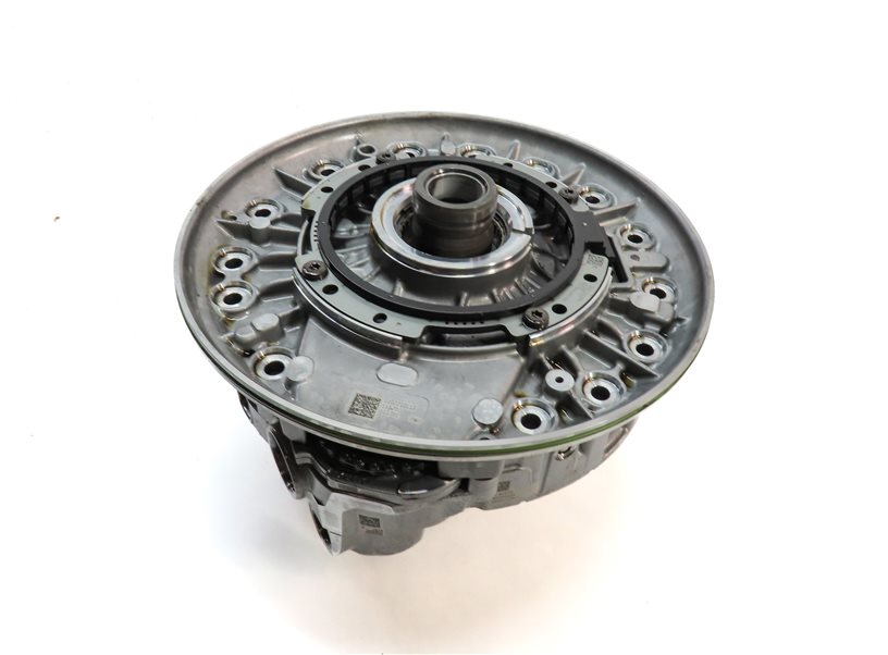 2016-2018 BMW 330E HYBRID (F30) 8HP75HZ AUTO AUTOMATIC TRANSMISSION OIL PUMP
