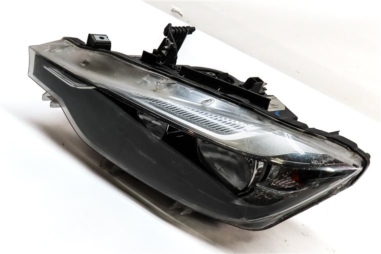 Thumbnail 4: 2016-2017 BMW 3-SERIES (F30 F31) FRONT LEFT DRIVER HALOGEN HEADLIGHT LIGHT LAMP