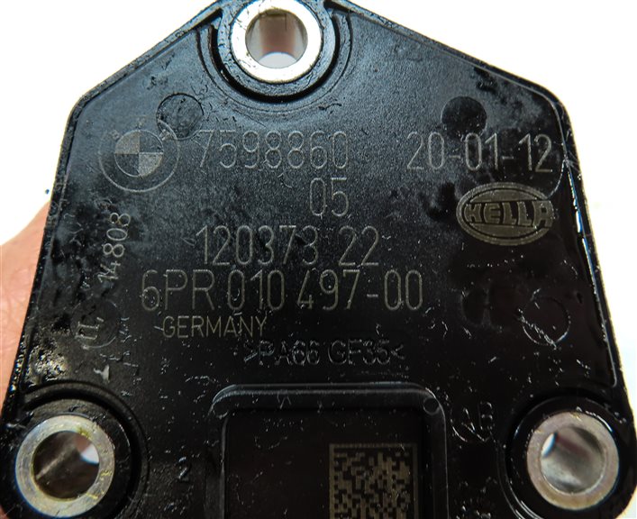 Thumbnail 6: 2012 BMW 328I (F30) 2.0L (N20) ENGINE MOTOR OIL FLUID LEVEL SENSOR MODULE