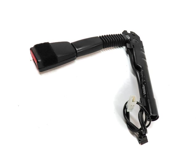 Thumbnail 3: 12-19 BMW 2 3 4 M3 (F22 F32 F33 F34 F36) FRONT RIGHT PASSENGER SEATBELT RECEIVER