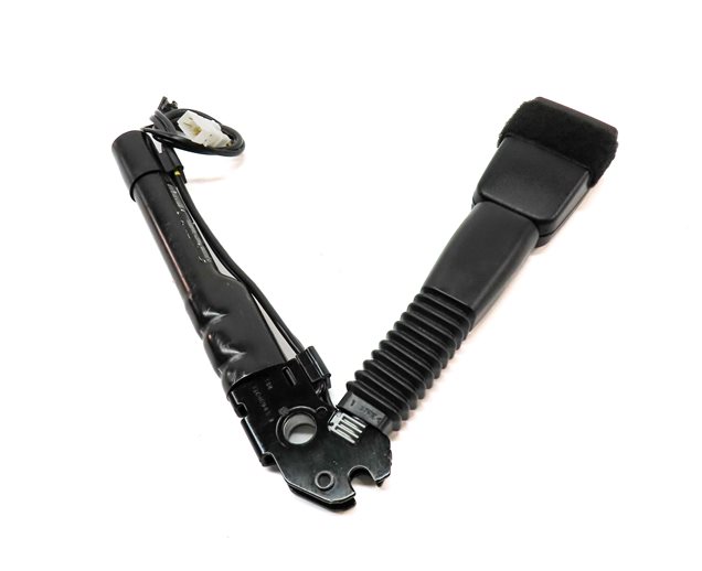Thumbnail 4: 12-19 BMW 2 3 4 M3 (F22 F32 F33 F34 F36) FRONT RIGHT PASSENGER SEATBELT RECEIVER