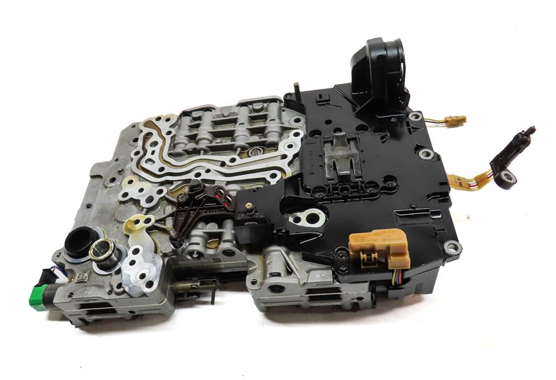 Thumbnail 2: 2012 BMW 328i F30 2.0L N20 RWD 8HP45Z AUTOMATIC TRANSMISSION VALVE BODY 