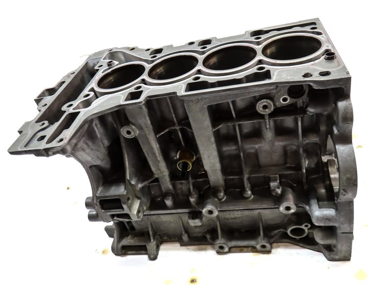 Thumbnail 2: 12-18 228i 328i 428i 528i X1 X3 X5 Z4 2.0L N20 N26 TURBO ENGINE CYLINDER BLOCK