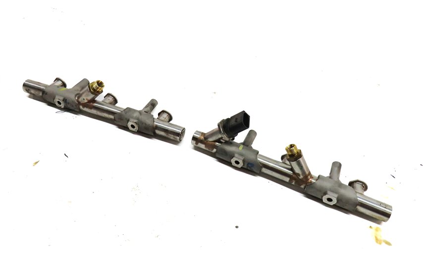 Thumbnail 1: 16 AUDI A6 (C7) 3.0L SUPER (CREC) ENGINE MOTOR FUEL RAIL SET w/ PRESSURE SENSOR