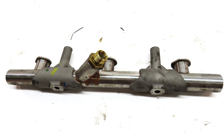 Thumbnail 5: 16 AUDI A6 (C7) 3.0L SUPER (CREC) ENGINE MOTOR FUEL RAIL SET w/ PRESSURE SENSOR