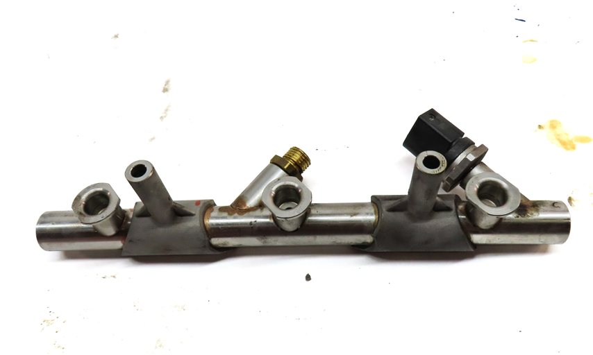 Thumbnail 8: 16 AUDI A6 (C7) 3.0L SUPER (CREC) ENGINE MOTOR FUEL RAIL SET w/ PRESSURE SENSOR