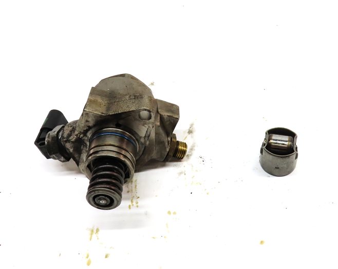Thumbnail 2: 2016-2018 AUDI A6 A7 A8 C7 4G8 D4 4H 3.0L HIGH PRESSURE FUEL PUMP HPFP