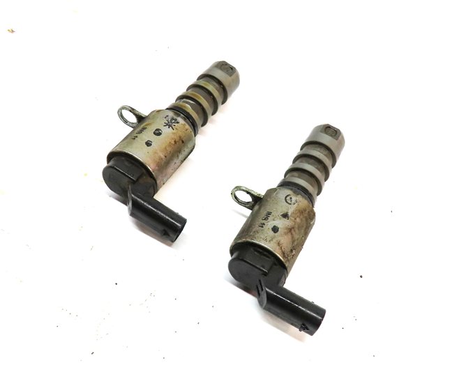 Thumbnail 1: 16 AUDI A6 (C7) 3.0L SUPER (CREC) ENGINE VVT VARIABLE VALVE TIMING SOLENOID SET