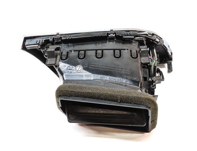 Thumbnail 6: 2016 AUDI A6 (C7) FRONT RIGHT PASSENGER OUTER DASH HEAT AIR AC HVAC VENT (Black)