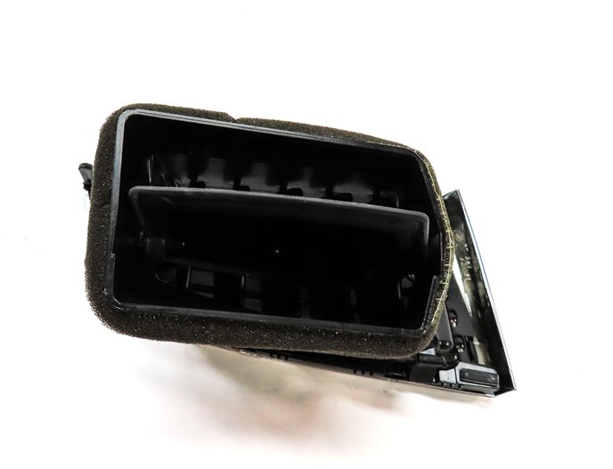 Thumbnail 9: 2016 AUDI A6 (C7) FRONT RIGHT PASSENGER OUTER DASH HEAT AIR AC HVAC VENT (Black)