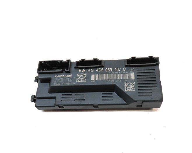 Thumbnail 2: 2016 AUDI A6 (C7) REAR TRUNK TAILGATE HATCH LID CONTROL MODULE