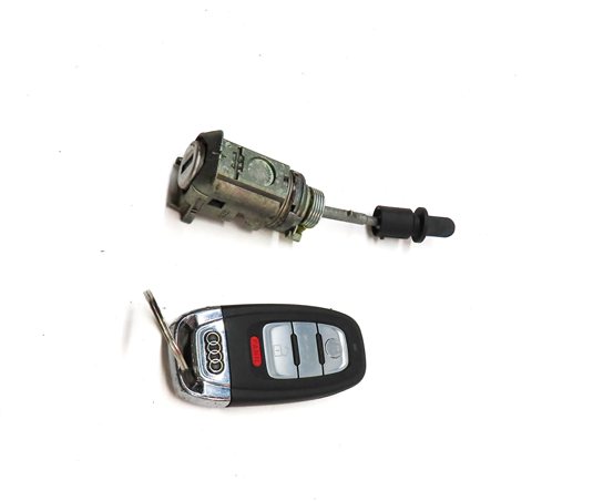 Thumbnail 4: 2016 AUDI A6 (C7) LEFT DRIVER DOOR HANDLE LOCK CYLINDER w/ SKELETON KEY & FOB