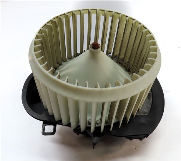 Thumbnail 3: 2011-2018 PORSCHE CAYENNE (958) FRONT HEATER A/C BLOWER FAN MOTOR w/out RESISTOR