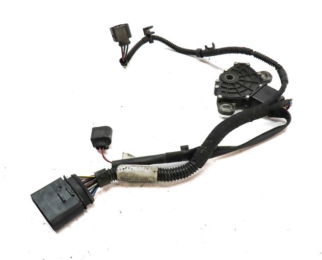 Thumbnail 3: 2011 PORSCHE CAYENNE (958) AUTO TRANSMISSION NEUTRAL SAFETY SWITCH w/ HARNESS