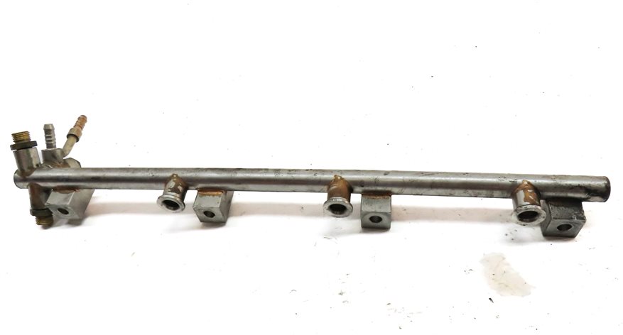 Thumbnail 5: 11 PORSCHE CAYENNE 958 3.6L VR6 NON-TURBO ENGINE FUEL RAIL SET w/PRESSURE SENSOR