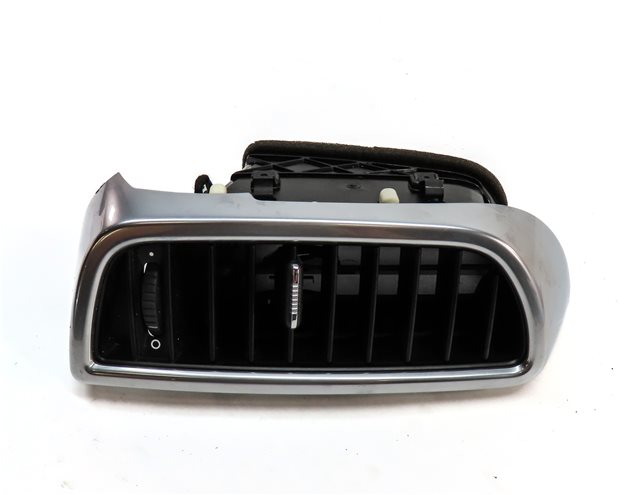 Thumbnail 2: 11 PORSCHE CAYENNE (958) FRONT LEFT CENTER DASH HEAT AIR AC VENT (BLACK/SILVER)