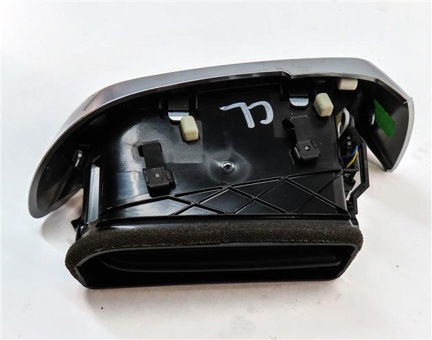 Thumbnail 4: 11 PORSCHE CAYENNE (958) FRONT LEFT CENTER DASH HEAT AIR AC VENT (BLACK/SILVER)