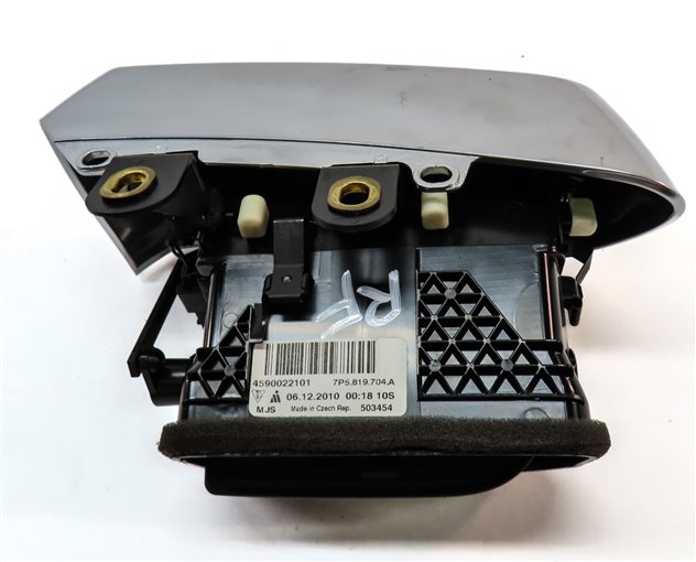 Thumbnail 5: 11 PORSCHE CAYENNE 958 FRONT RIGHT PASSENGER DASH HEAT AIR AC VENT(BLACK/SILVER)